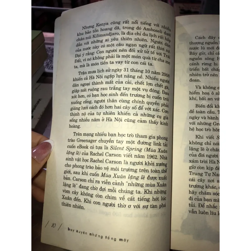 Bay xuyên những tầng mây - Hà Nhân 1002235