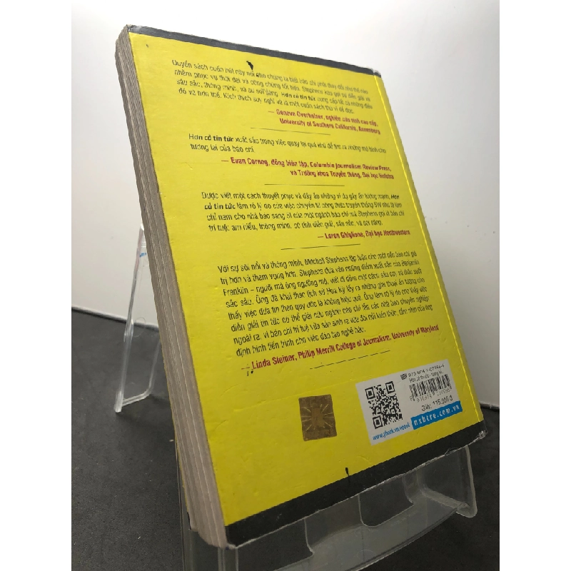Hơn cả tin tức - tương lai của báo chí 2015 mới 80% ố bẩn nhẹ Beyond News HPB1209 LỊCH SỬ - CHÍNH TRỊ - TRIẾT HỌC 345669