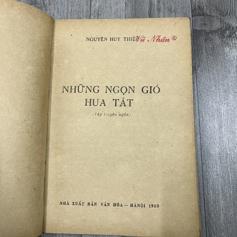 Những ngọn gió hua tát. 6b4 737182