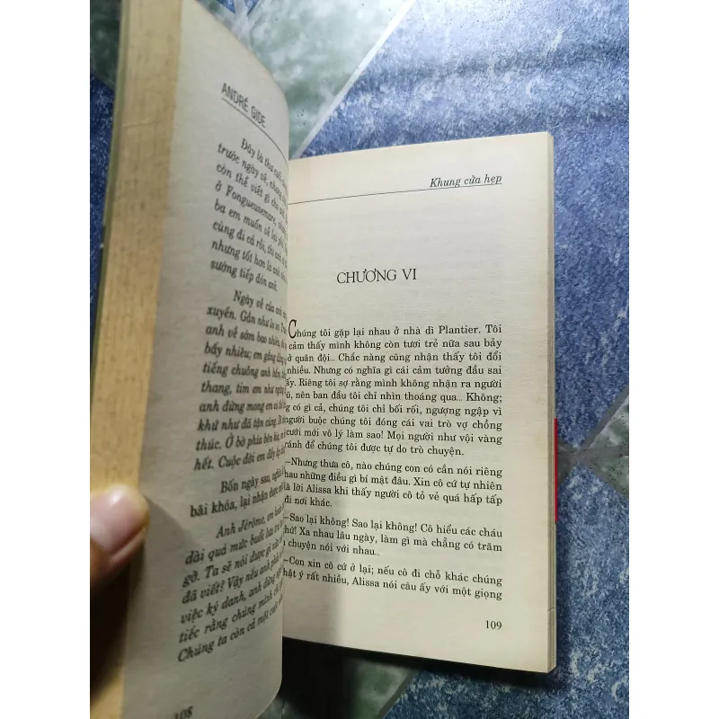 Khung cửa hẹp - André Gide 1006269