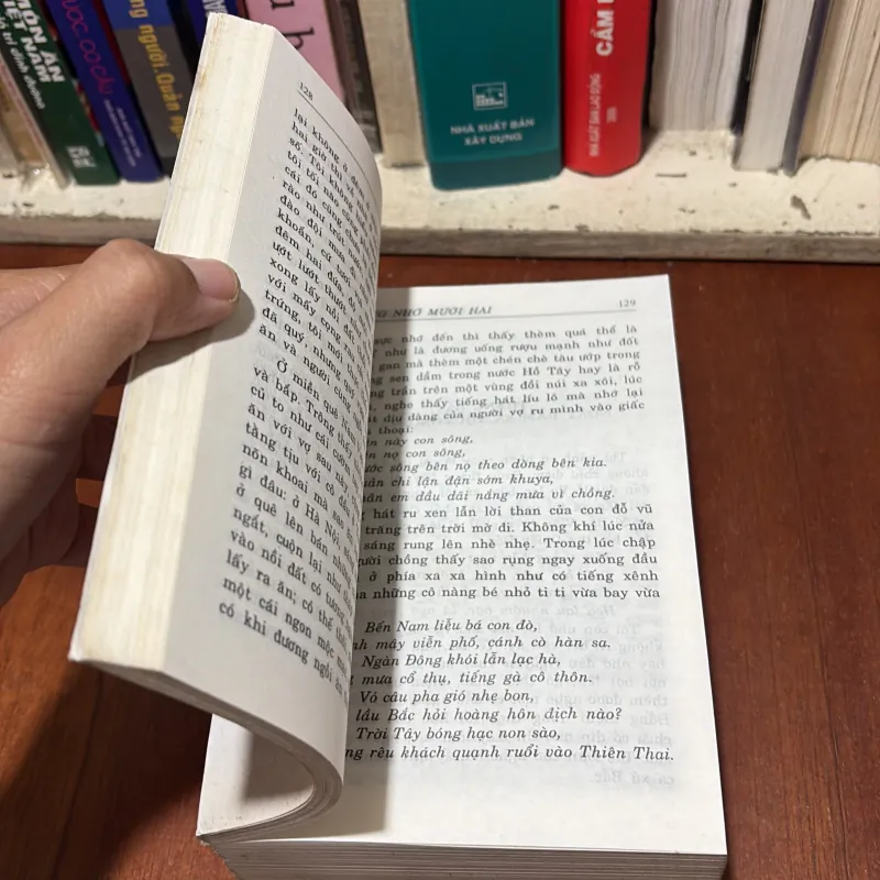 II Văn Học: Tuyển Tập Vũ Bằng - (Tập 2, 3) - 2000 752290