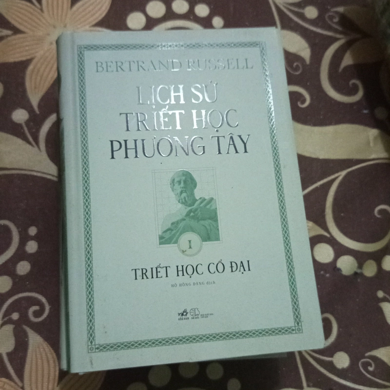 Bộ sách lịch sử triết học phương Tây của Bertrand Russell  550292