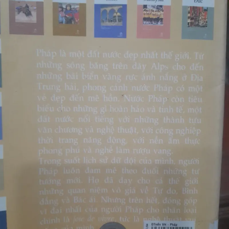 Đối thoại với các nền văn hóa: PHÁP 1032250