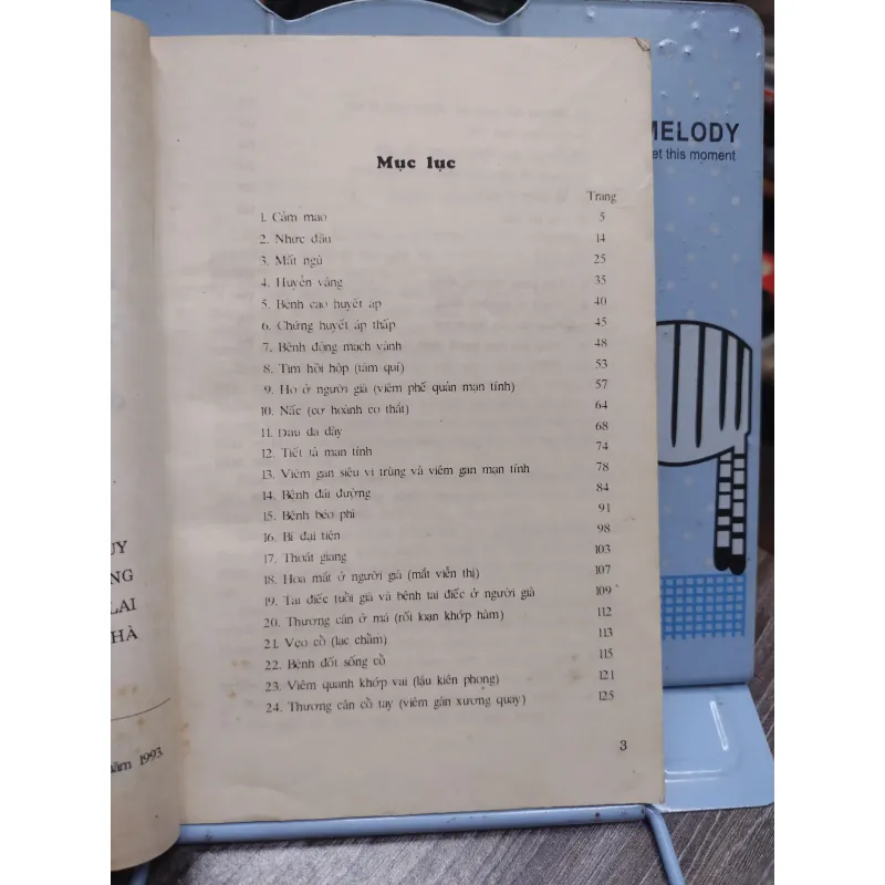 Sách: Hướng dẫn tự xoa bóp dưỡng sinh chống già yếu - Kim Nghĩa Thành, Trần Hồng Quốc A2 577233