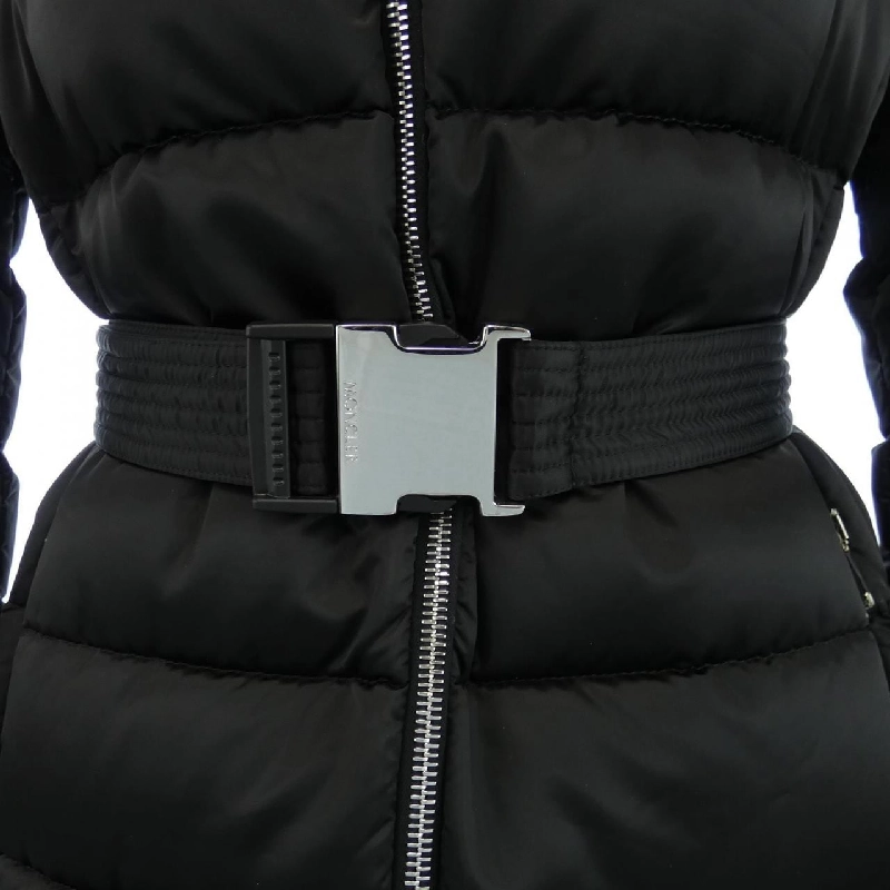 Áo khoác lông vũ MONCLER 638685