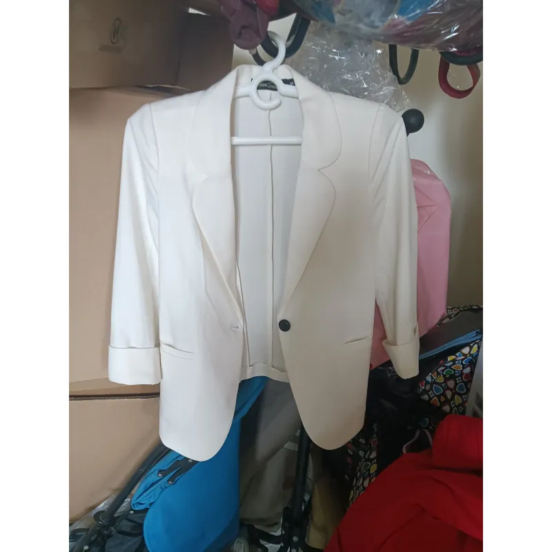 Áo vest nữ mình mới mặc vài lần còn mới nhe 748706