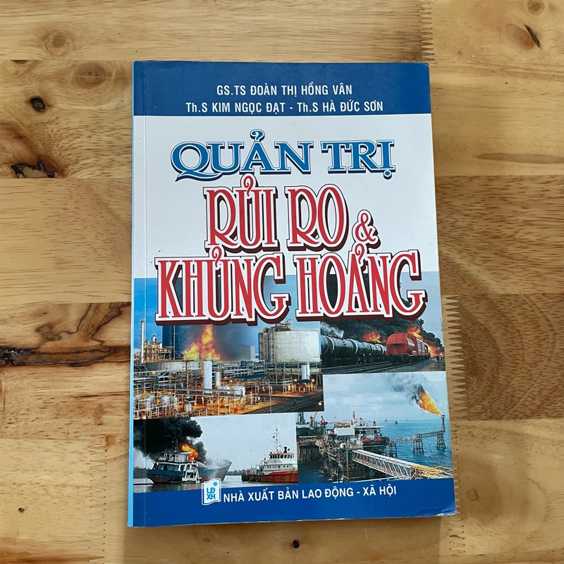 II Tựa sách: Quản Trị Rủi Ro Và Khủng Hoảng - 2009 467383