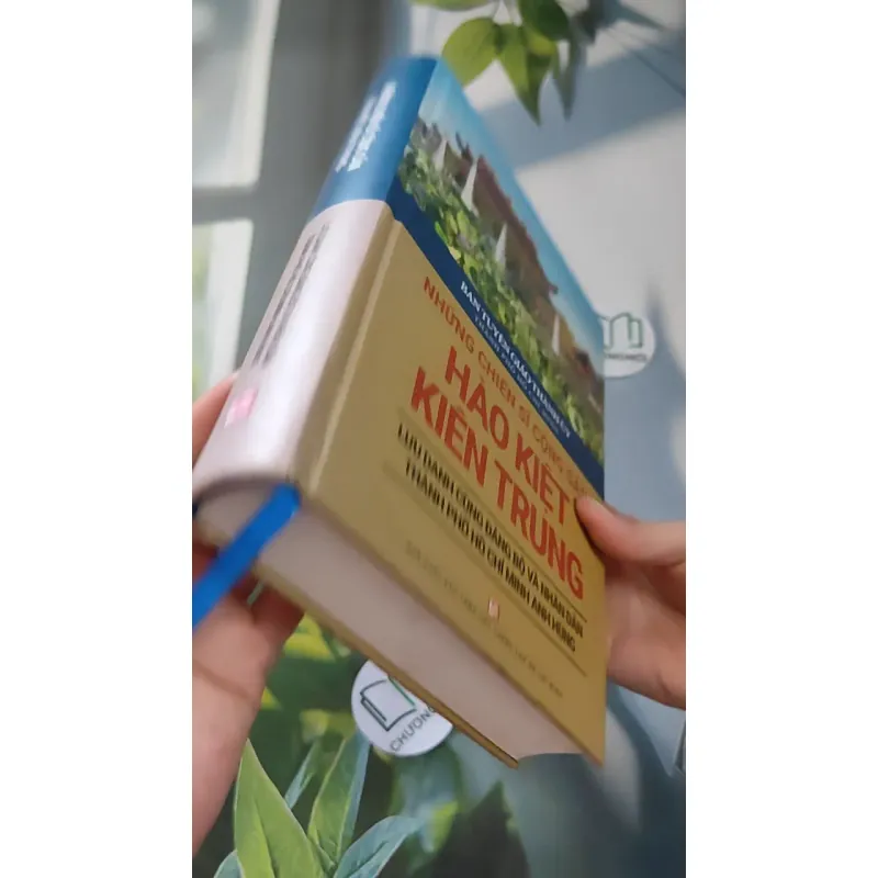 [MIỄN PHÍ BỌC SÁCH] Những chiến sĩ cộng sản hào kiệt, kiên trung 990219