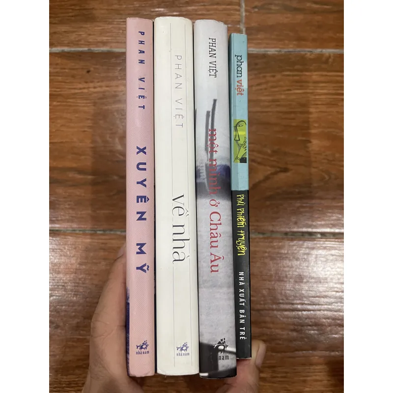 Phan Việt combo 4 cuốn . Xuyên Mỹ . Về Nhà . Một mình ở châu Âu . Phù phiếm muộn 715157
