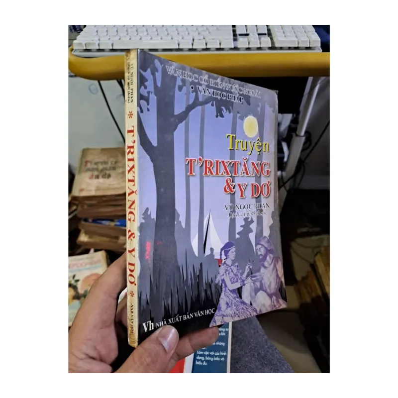Truyện T'Rixtang & Y Dơ Vũ Ngọc Phan 988574