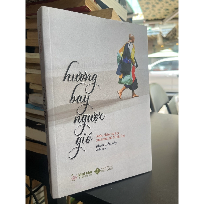Hương bay ngược gió - Phạm Hiền Mây biên soạn 476335