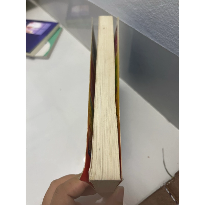 Người lạ trong gương - Sidney Sheldon 548091