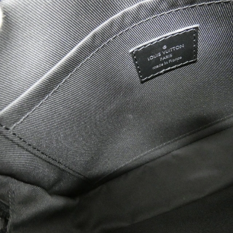 Túi đeo chéo Louis Vuitton Monogram Eclipse Steamer M45585 610613