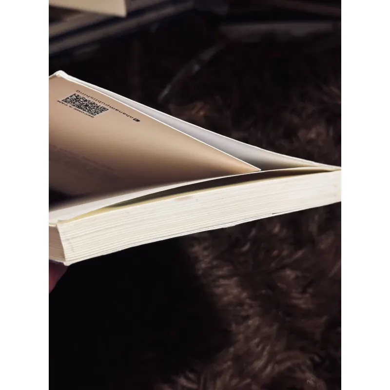 Cảnh đồi mờ xám 937340