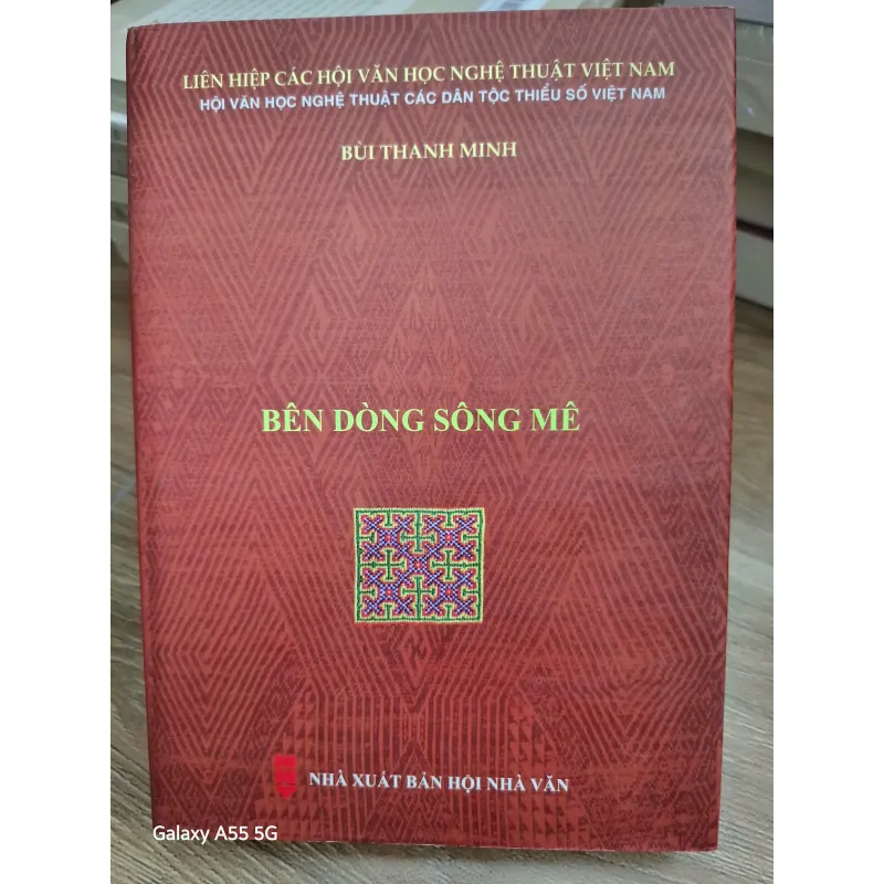 Bên Dòng Sông Mê - Bùi Thanh Minh - Tiểu thuyết sử thi 692779