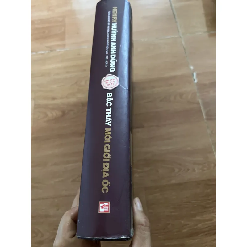 Bậc thầy môi giới địa ốc 598356