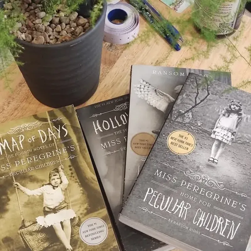 Combo 4 books - Miss Peregrine's Home for Peculiar Children (1-4) 603175