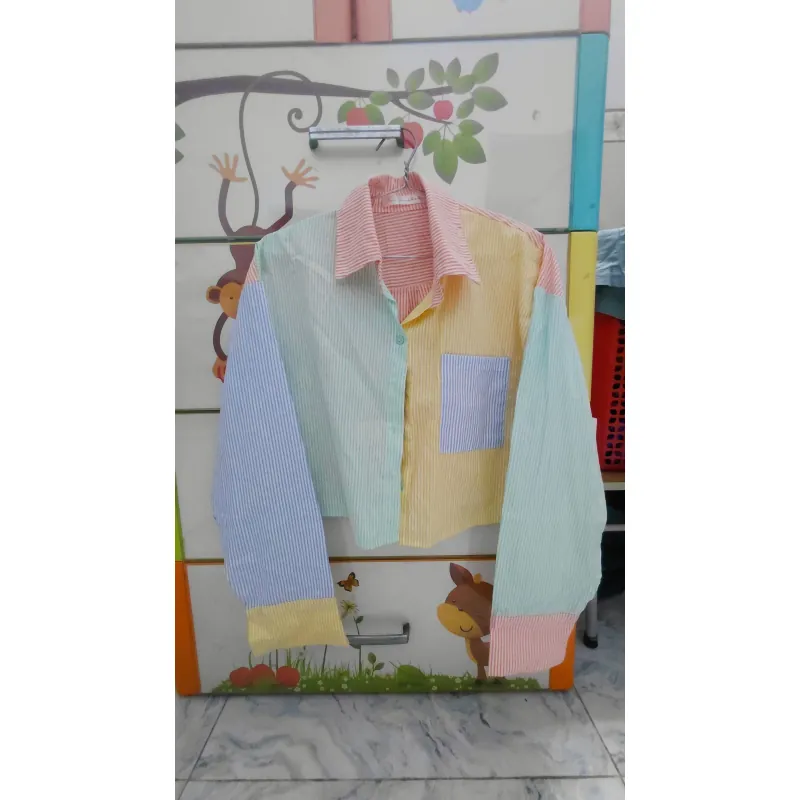 Áo sơ mi nữ Olive Urban màu pastel sọc nhạt caro trẻ trung 993151