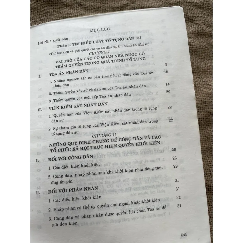 Timf hiểu luật tố tụng hình sự - luật gia Phan Hồng Lĩnh 660 trang 937542