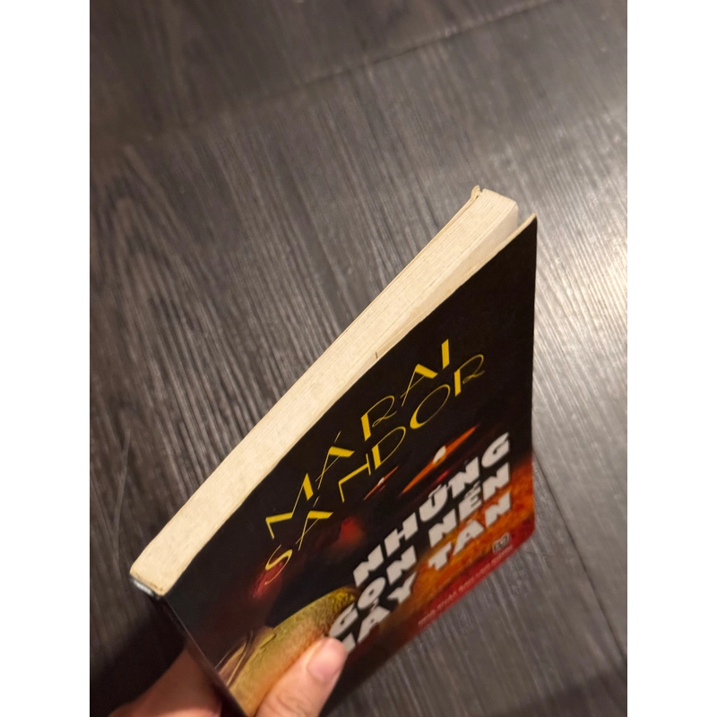 Những ngọn nến cháy tàn 471878