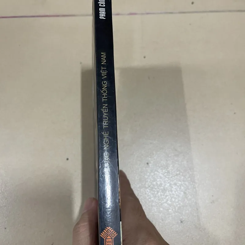 Làng nghề truyền thống Việt Nam - Phạm Côn Sơn (c43) 722286