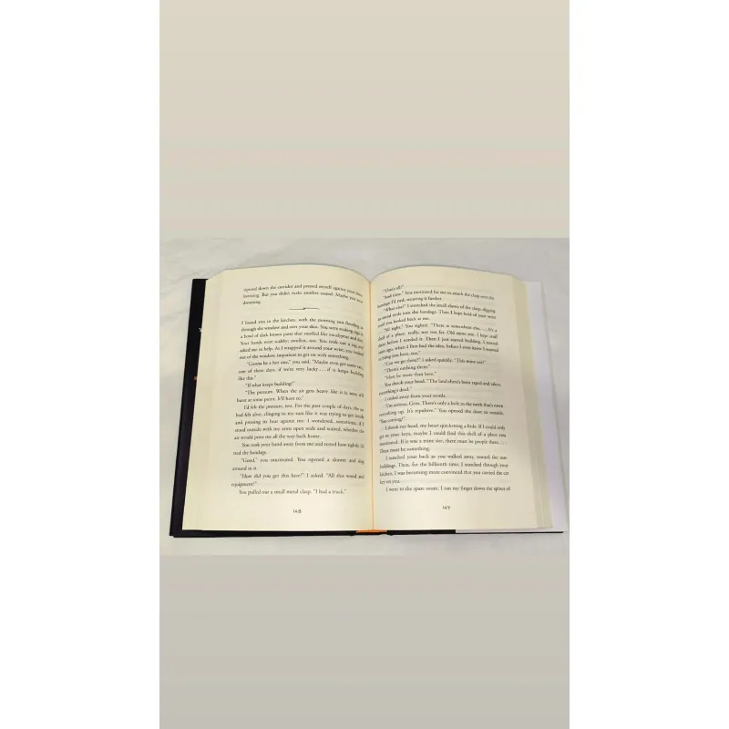 Stolen
- Lucy Christopher
(Bìa cứng) 747969