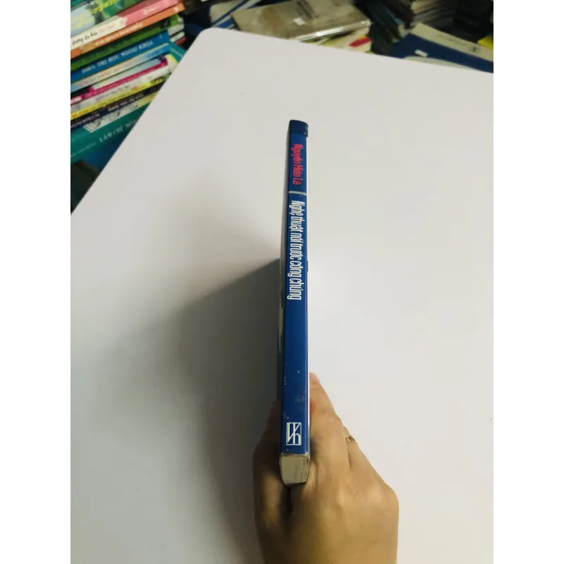 NGHỆ THUẬT NÓI CHUYỆN TRƯỚC CÔNG CHÚNG ( Nguyễn Hiến Lê) 932048