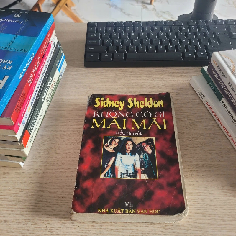 Không Có Gì Mãi Mãi – Sidney Sheldon 528361