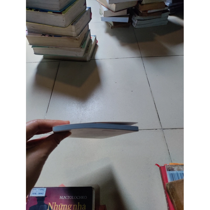 Lan Trì kiến văn lục  466585