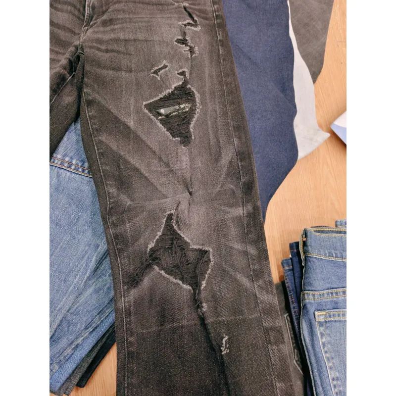 Quần jean American Eagle mới 99% 730493