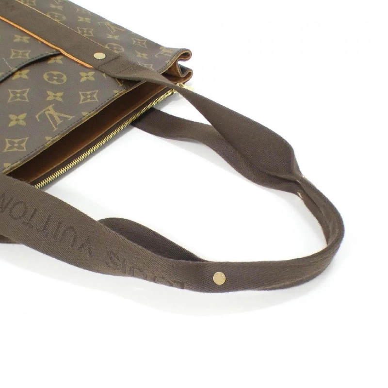 Túi Louis Vuitton Monogram BoBo M53013 616321