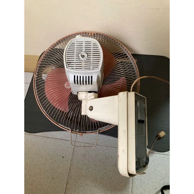 Quạt treo tường National Nhật 788968