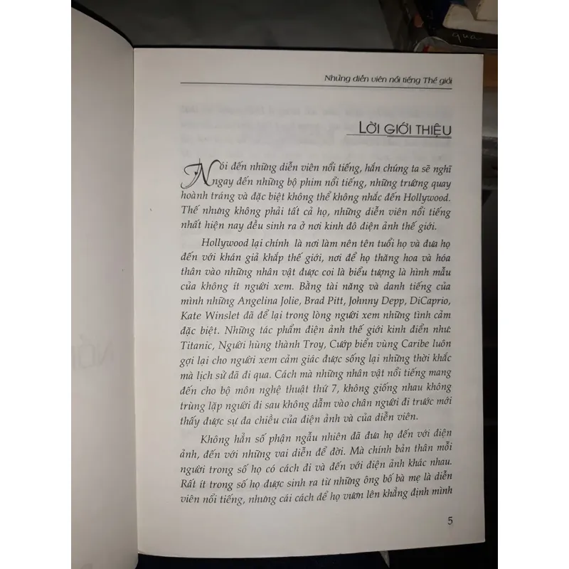 Những diễn viên nổi tiếng thế giới  592076