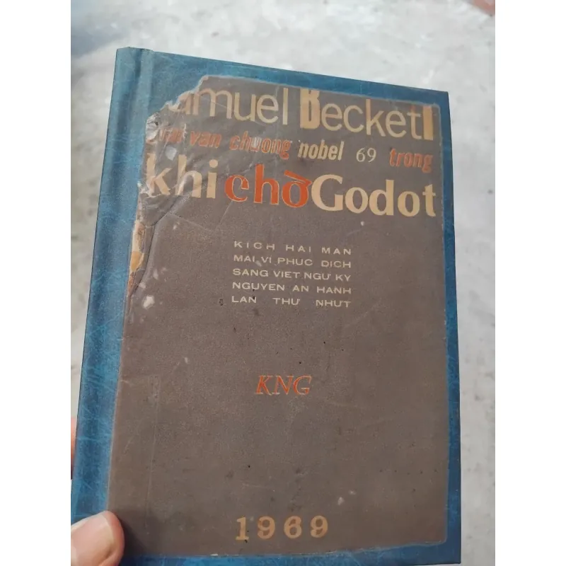 Trong khi chờ Godot của Samuel Beckett 1028021
