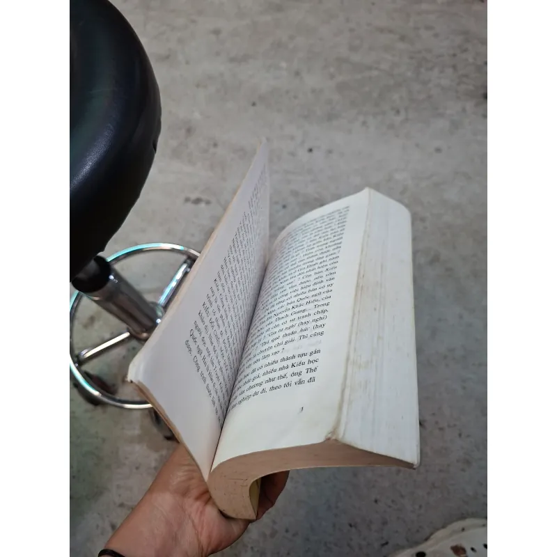 Đoạn trường tân thanh truyện kiều đối chiếu Nôm - quốc ngữ 995181