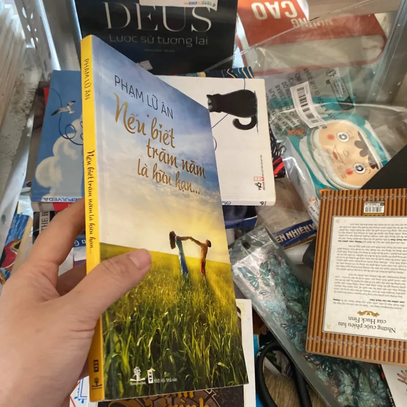 Nếu biết trăm năm là hữu hạn..." của tác giả Phạm Lữ Ân.  1007216