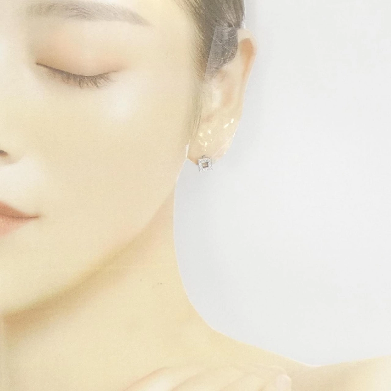 K18WG Bông tai kim cương - Hàng hiệu Chính hãng 869007