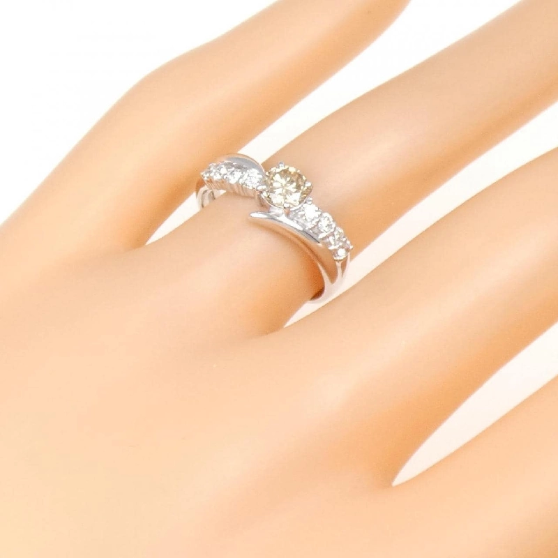 Nhẫn kim cương K18WG 0.456CT 671261