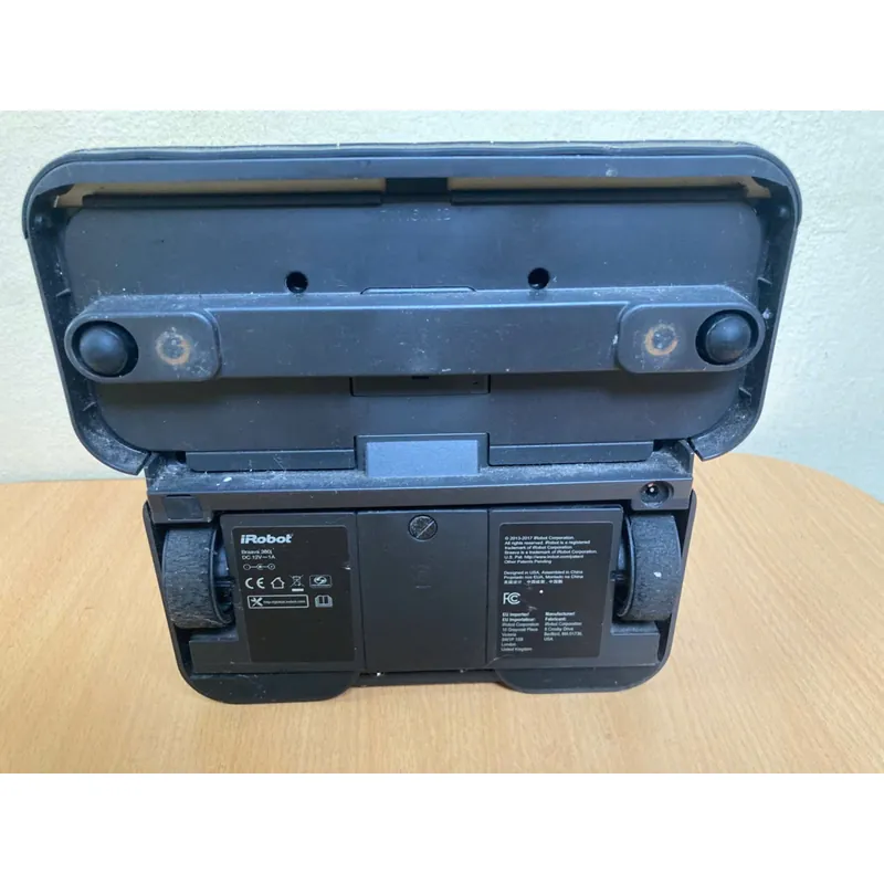 Robot lau nhà của hãng Iroobot Braava 380j ,máy lau nhà chuyên dụng. 495720