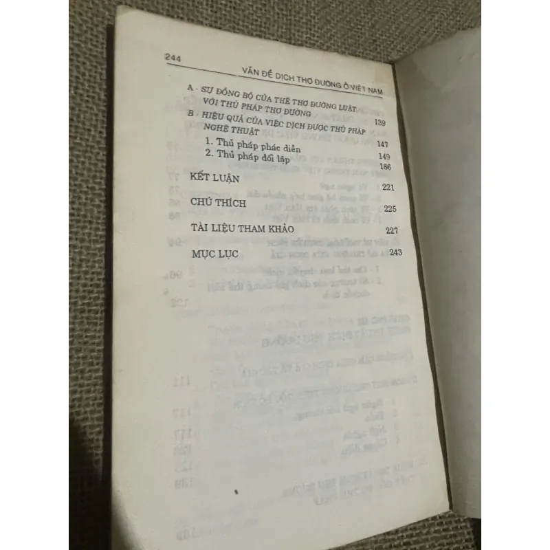 vấn đề dịch thơ Đường ở Việt Nam - Nguyễn Tuyết Hạnh  760433