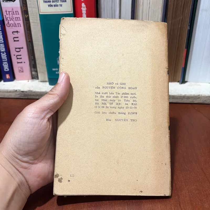 II Sách Xưa: Nhớ Và Ghi - Nguyễn Công Hoan - 1978 764724