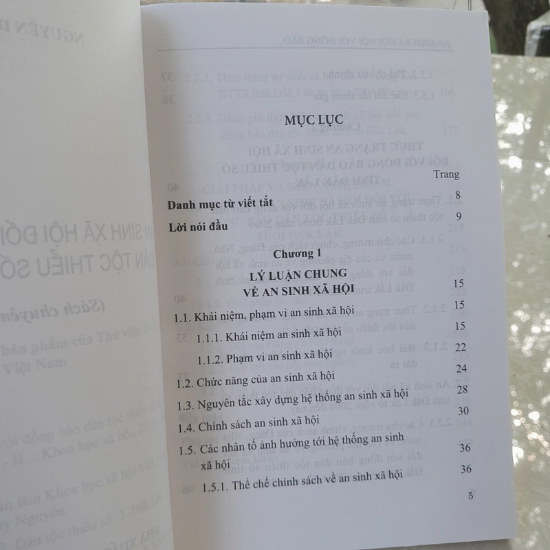AN SINH XÃ HỘI VỚI ĐỒNG BÀO DÂN TỘC THIỂU SỐ TỈNH ĐẮK LẮK - NGUYỄN DUY THỤY 541652