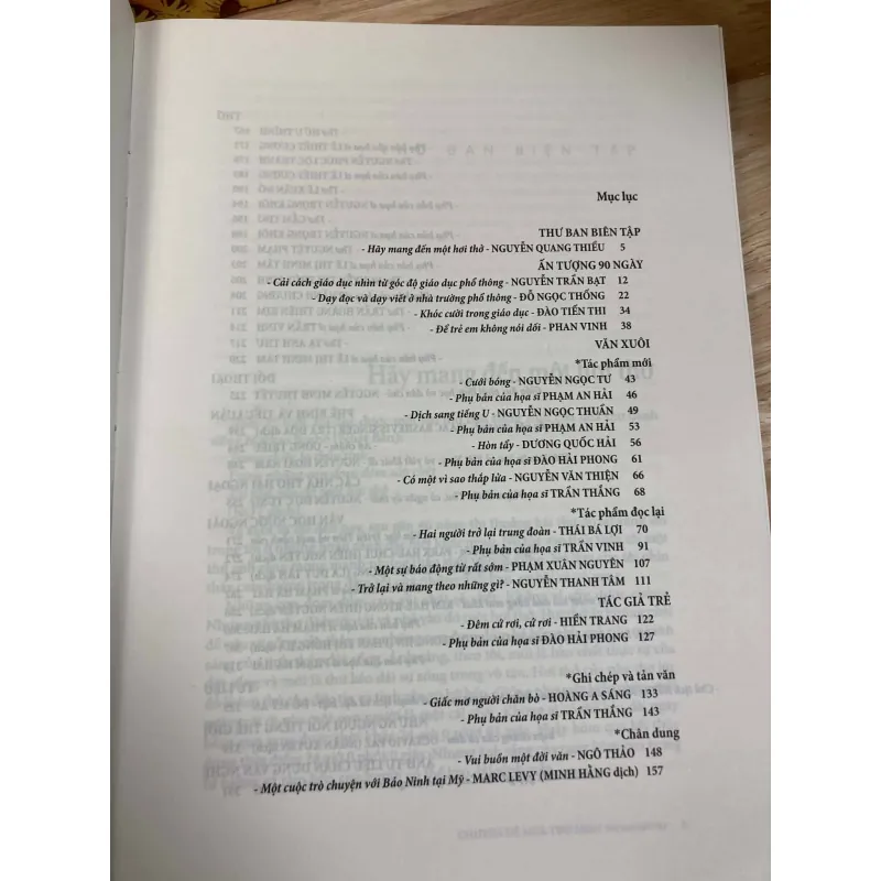 Tạp Chí Viết Và Đọc - Chuyên Đề Mùa Thu 2020 970519