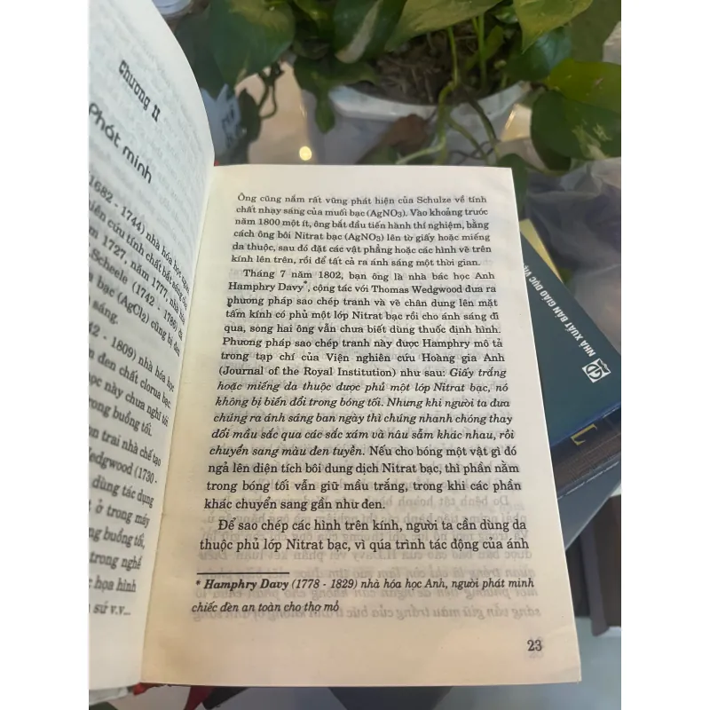 LỊCH SỬ NHIẾP ẢNH THẾ GIỚI - TRẦN MẠNH THƯỜNG  1022973