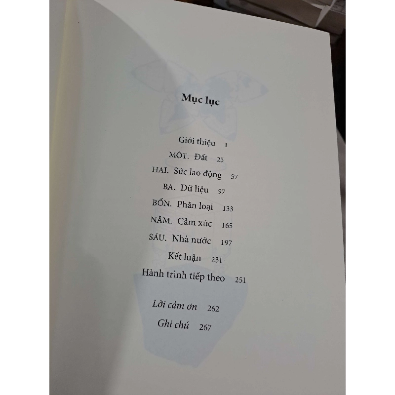 Bản Đồ AI - Quyền Lực, Chính Trị, Và Sự Tiêu Tốn Tài Nguyên Của Hành Tinh - Kate Crawford - 2024 mới 90% - KINH TẾ - TÀI CHÍNH - CHỨNG KHOÁN - HMT3012 749969