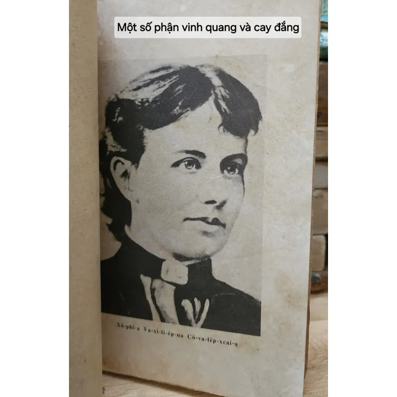 MỘT SỐ PHẬN VINH QUANG VÀ CAY ĐẮNG - S. V. Kovalevskaya (nữ giáo sư ) 711911