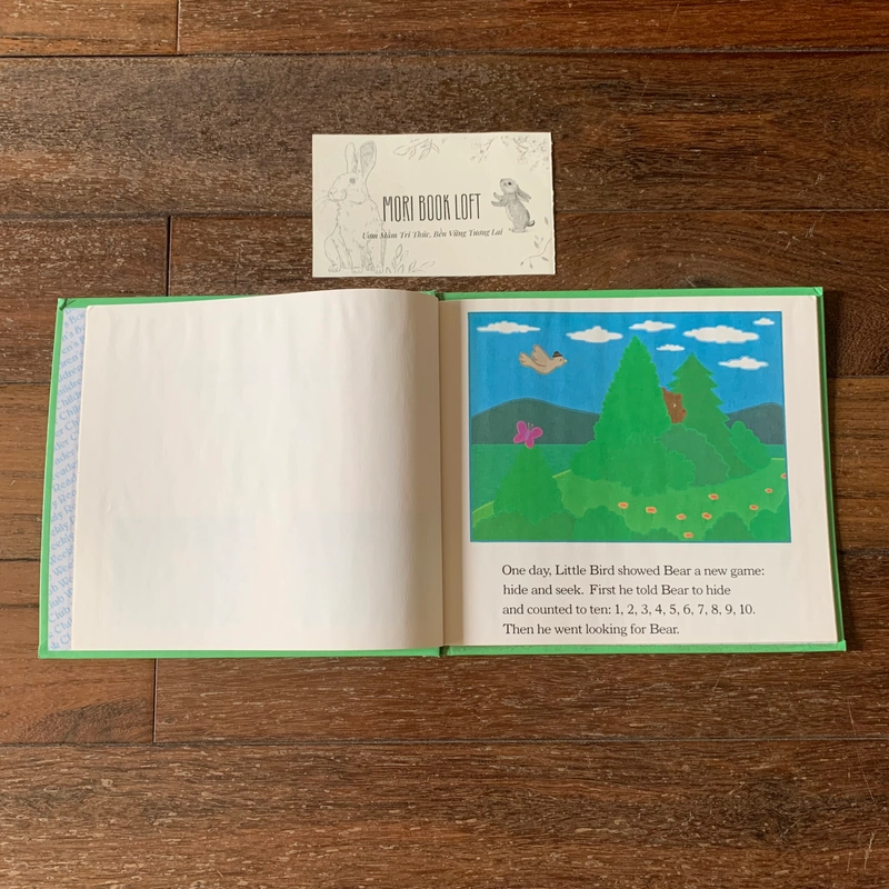 Sách tranh tiếng anh Moongame, Used, Bìa cứng 479267