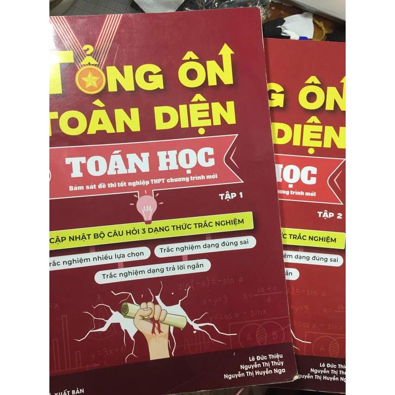 SÁCH TỔNG ÔN THI THPTQG TOÁN CHƯƠNG TRÌNH MỚI(TẬP 1 VÀ 2) 496461