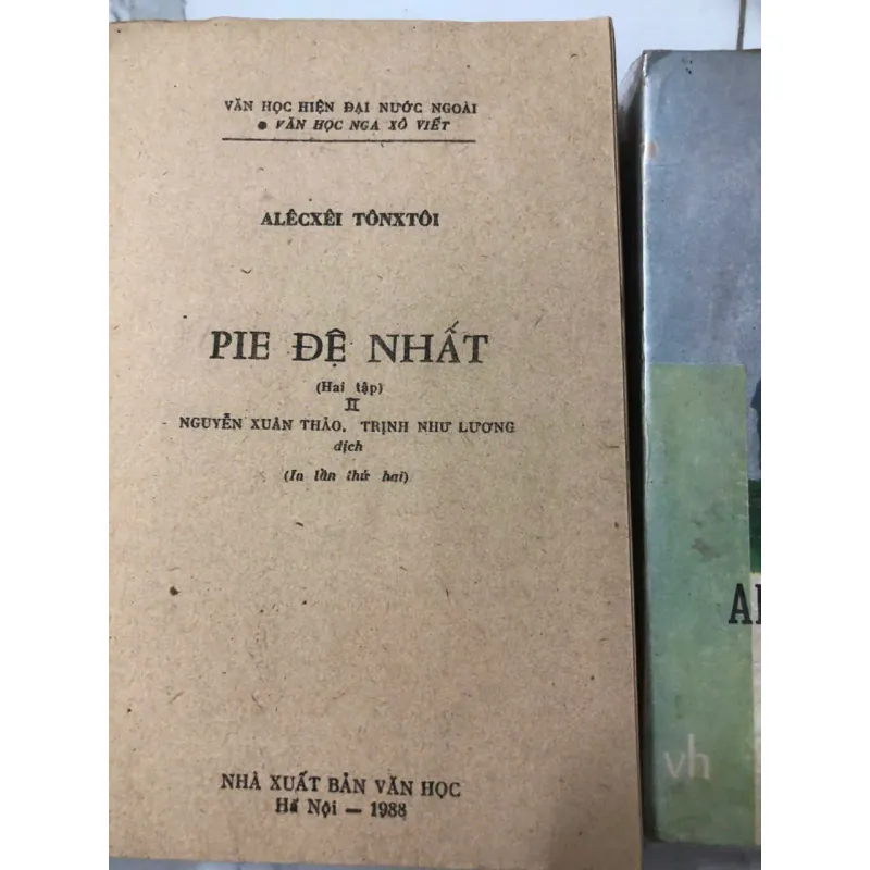 Pie đệ nhất – Aleksei Tolstoi 991851