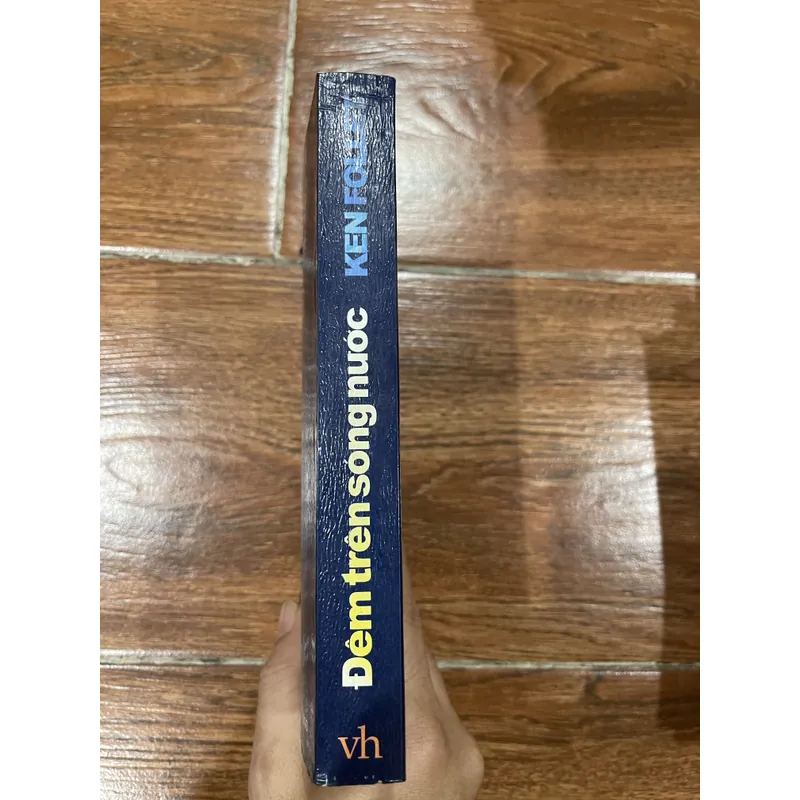 Đêm trên sóng nước - Ken Follet (k3) 607515